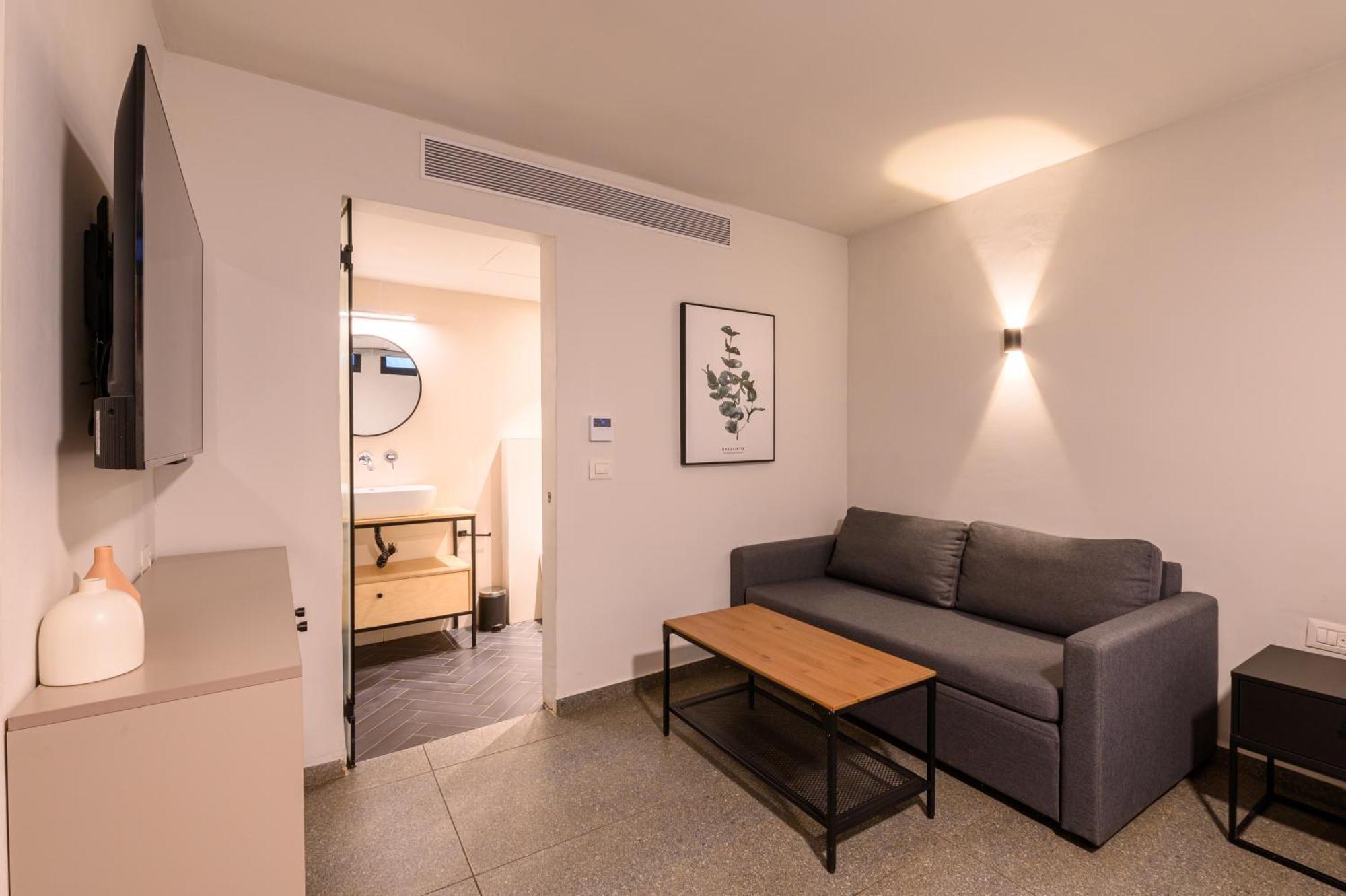 Rokah Luxury Villa At Ramat Hahayal Tel Aviv Bilik gambar