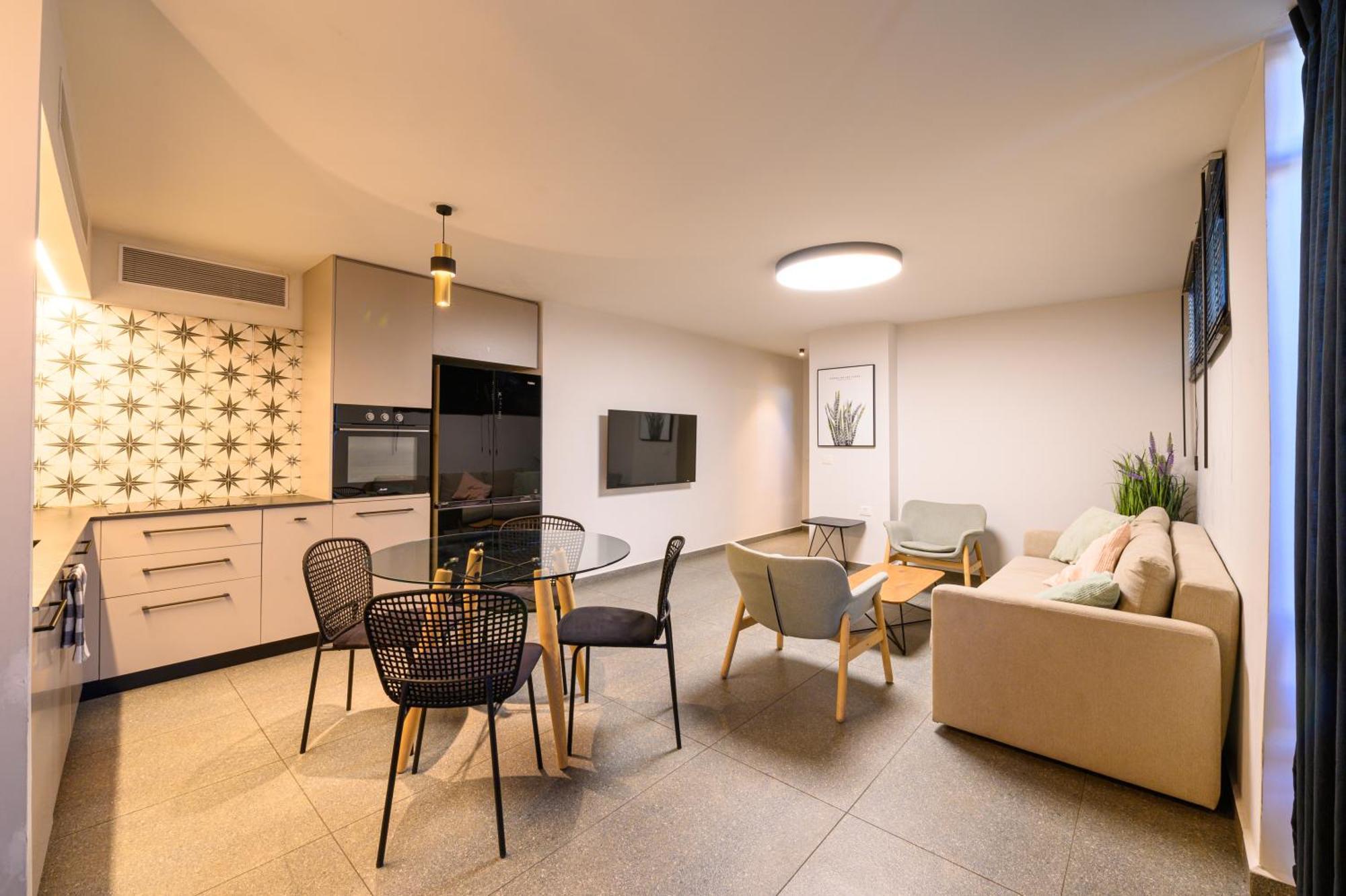 Rokah Luxury Villa At Ramat Hahayal Tel Aviv Bilik gambar
